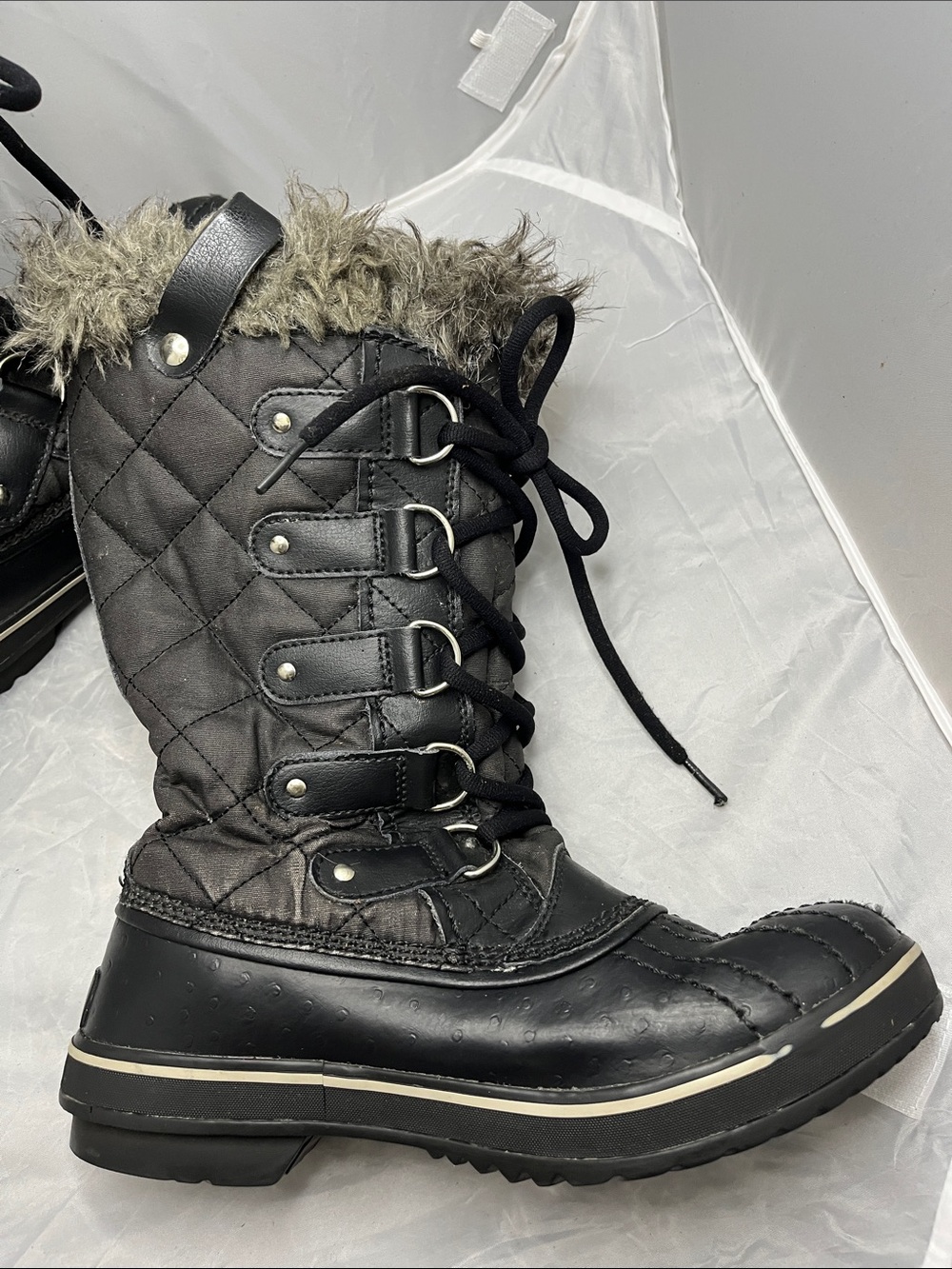 Sorel Tofino Black Quilted Lace-Up Winter Boots - Size 6.5 - Picture 11 of 16